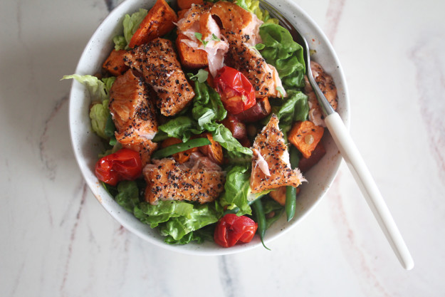 Lax med sallad