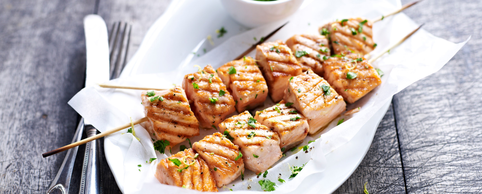 ‘Gremolata’ Soslu Somon Şiş Kebap