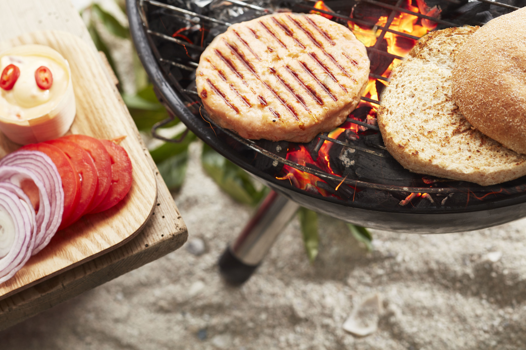 Fish burger with chilli mayonnaise