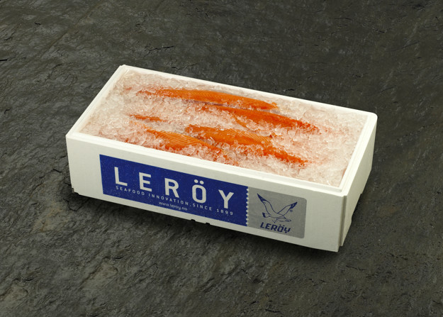 Ikarimi 20 kilogram box on ice. Box on dark background