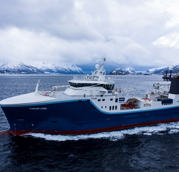 The trawler Kongsfjord at sea