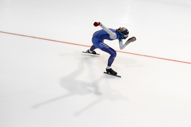 Speed skater Ragne Wiklund on the ice