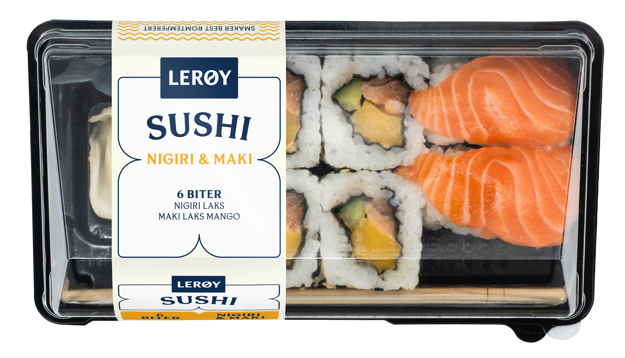 Et sushibrett med ulike sushibiter