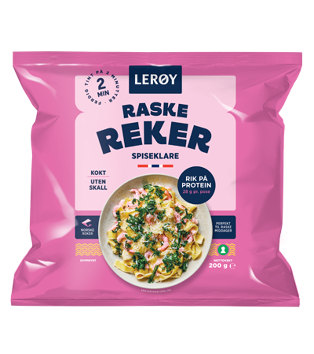 Rosa forpakning, med teksten: Raske Reker. Bilde av en rekerett med pasta på forpakningen. 