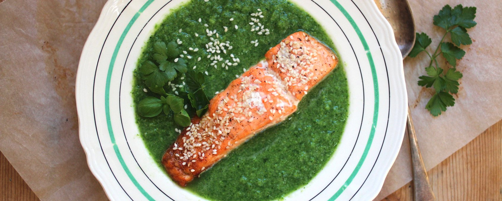 Brokkolisuppe med laks og potet