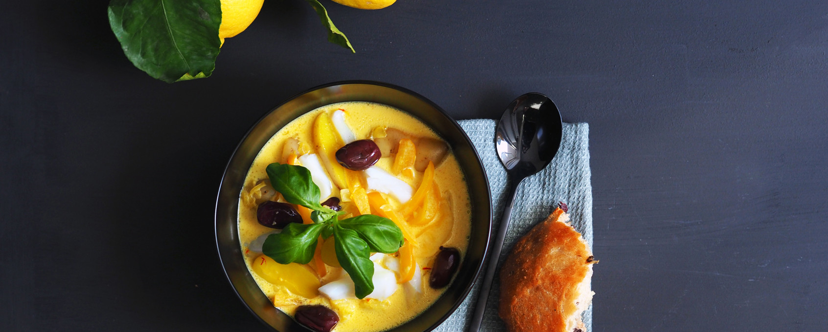 Gul fiskegryte med torsk og safran