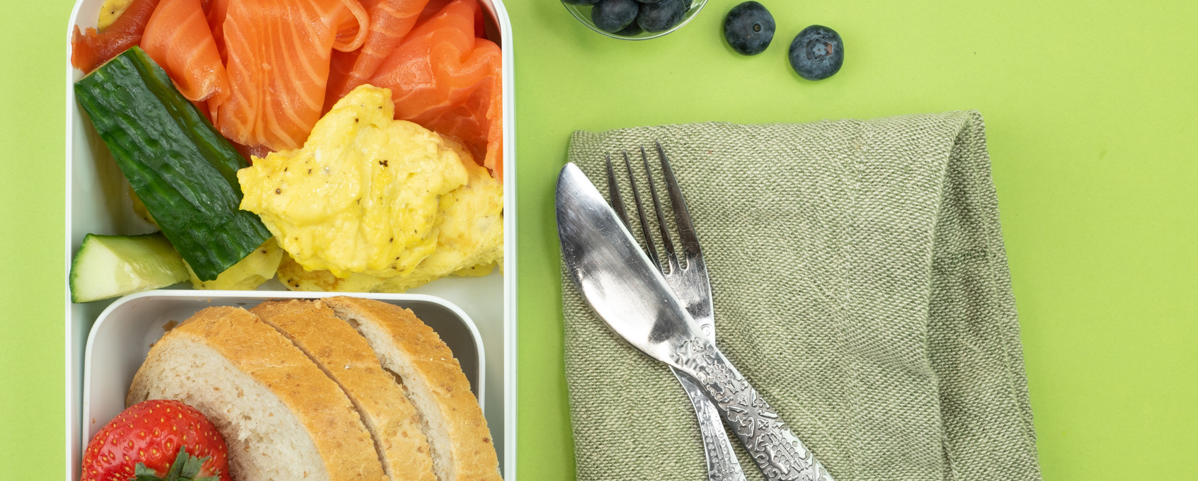 Kaldrøkt ørret og eggerøre