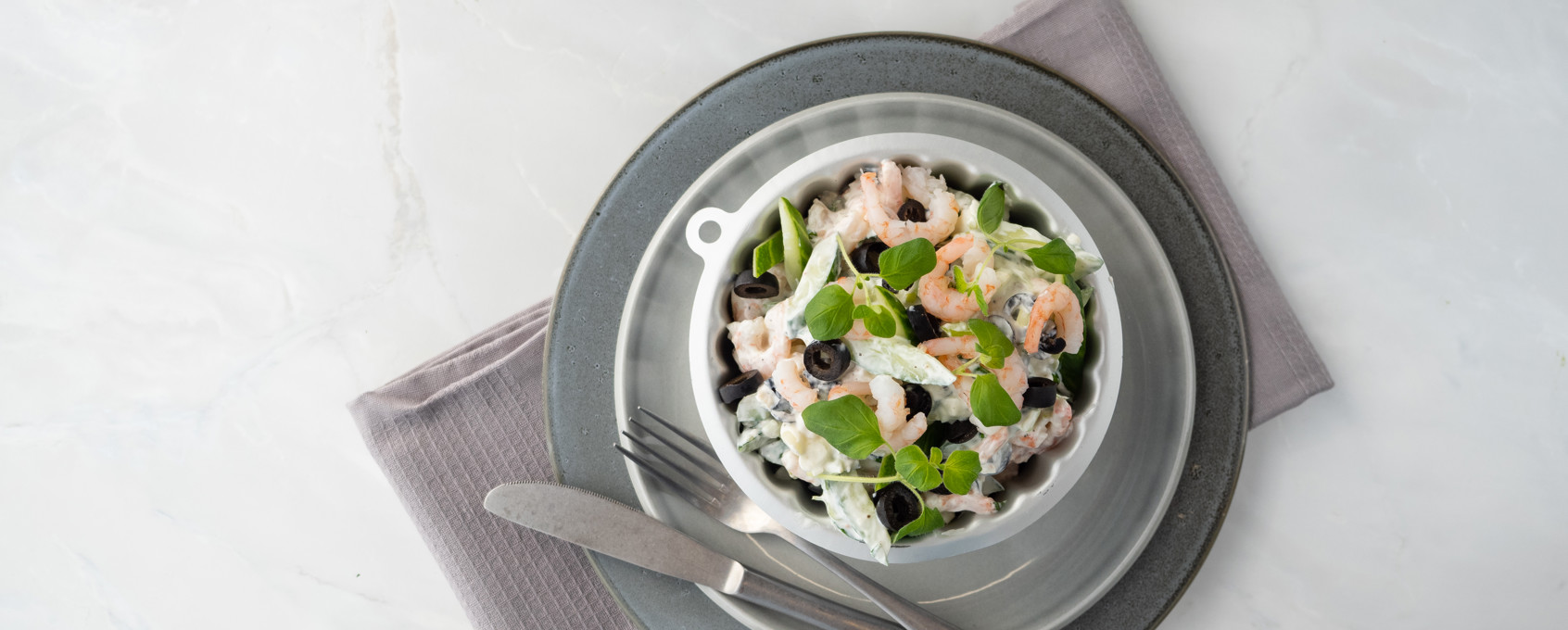 Rekesalat med oliven og oregano