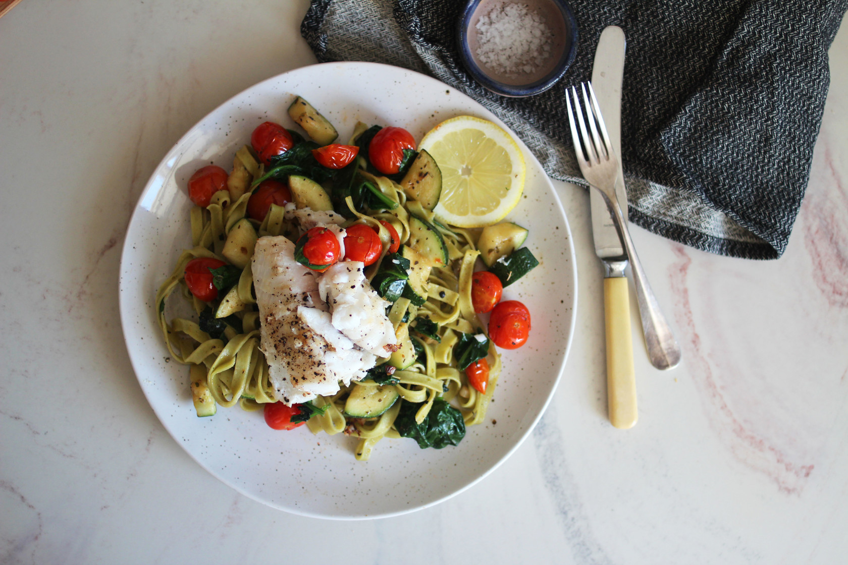 Cod with pasta and warm tomatoes