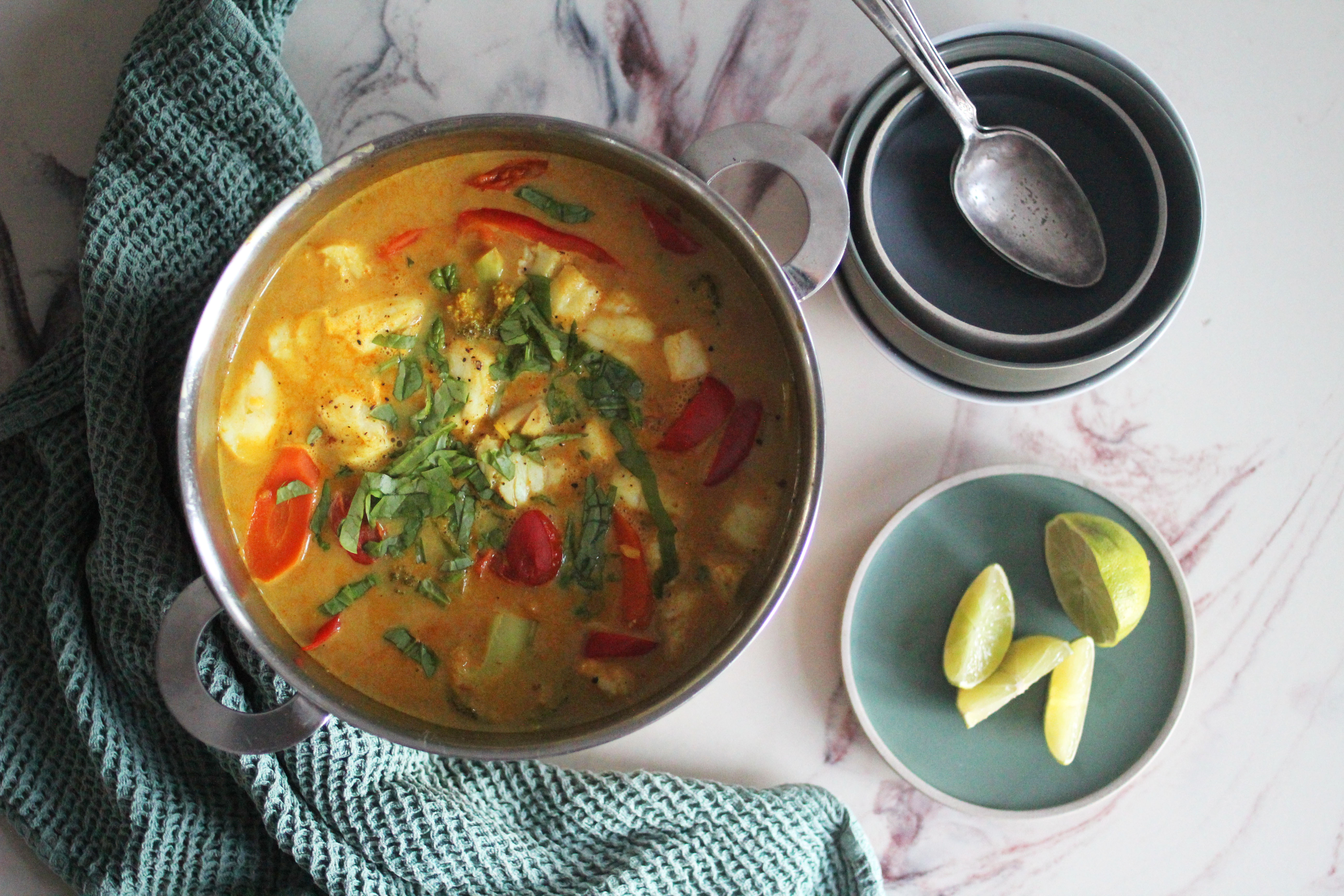 Torskegryte med karri og kokosmelk