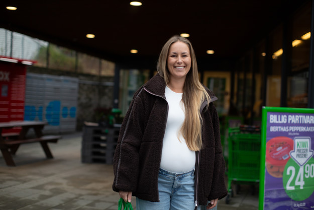 Gravide, Julie Vevle Øvreås, på Kiwi.